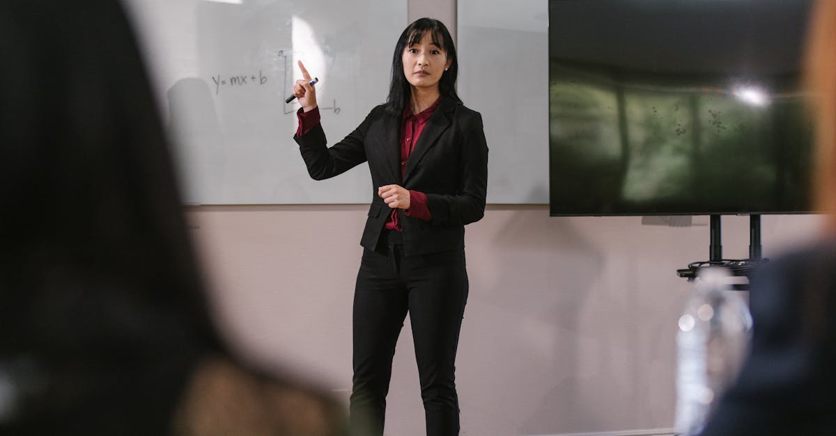 Understanding Agile Methodologies as a Prerequisite for PM Courses